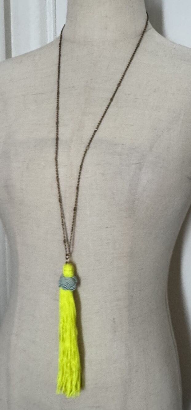 Neon Yellow Long Tassel Pendant Necklace Gray Knot Gold Tone Adjustable 15-19”